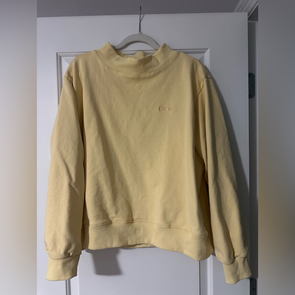 BARELY WORN Parke Butter Embroidered Mockneck!!!🧈🧈